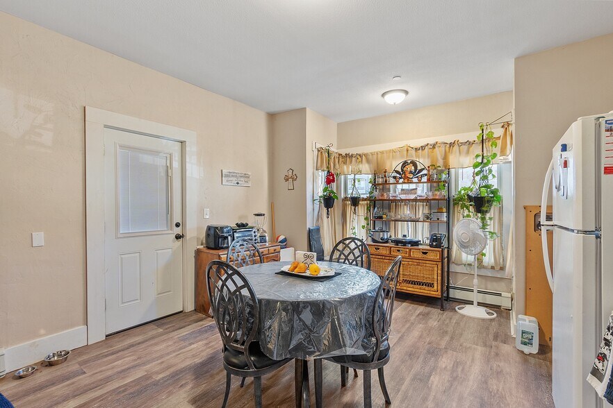 More Photos Of 122 Laurel St, Fitchburg Multifamily For Sale