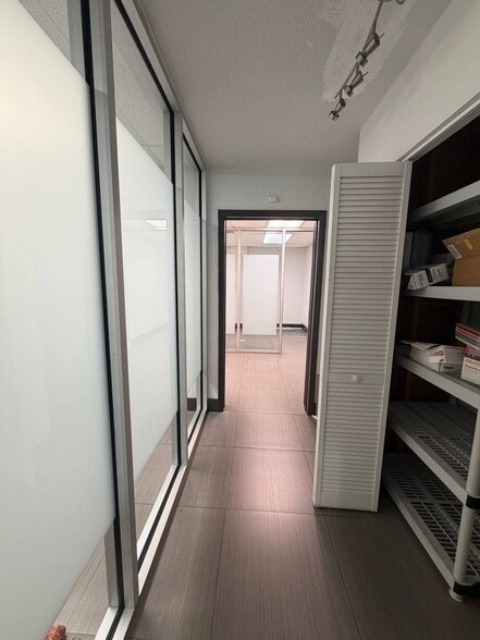 More Photos Of 10850 NW 27th St, Doral Warehouse For Sale