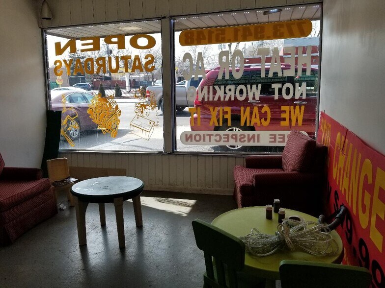 More Photos Of 10319 S Kedzie Ave, Chicago Auto Repair For Sale