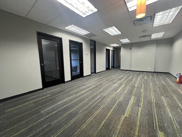 More Photos Of 1530 N Randall Rd, Elgin Medical For Lease