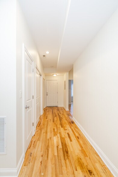 More Photos Of 1439 E 66th Pl, Chicago Apartments For Sale