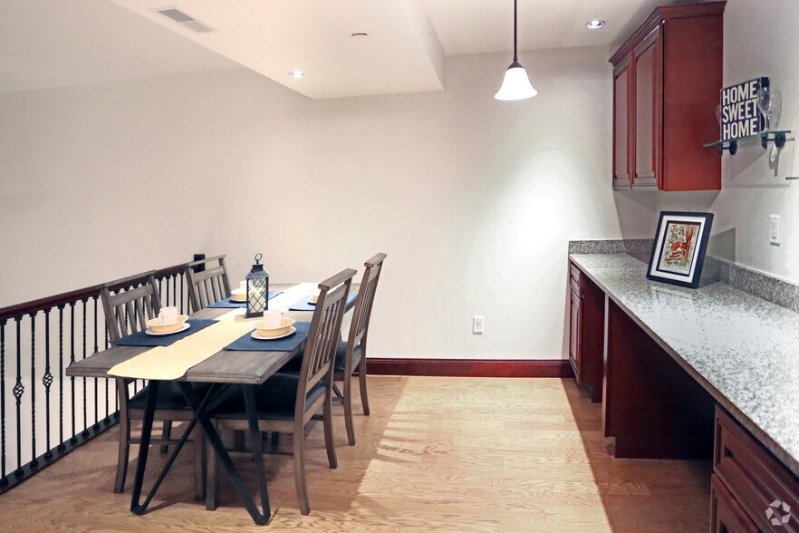 More Photos Of 1014-1024 Locust St, Saint Louis Apartments For Sale