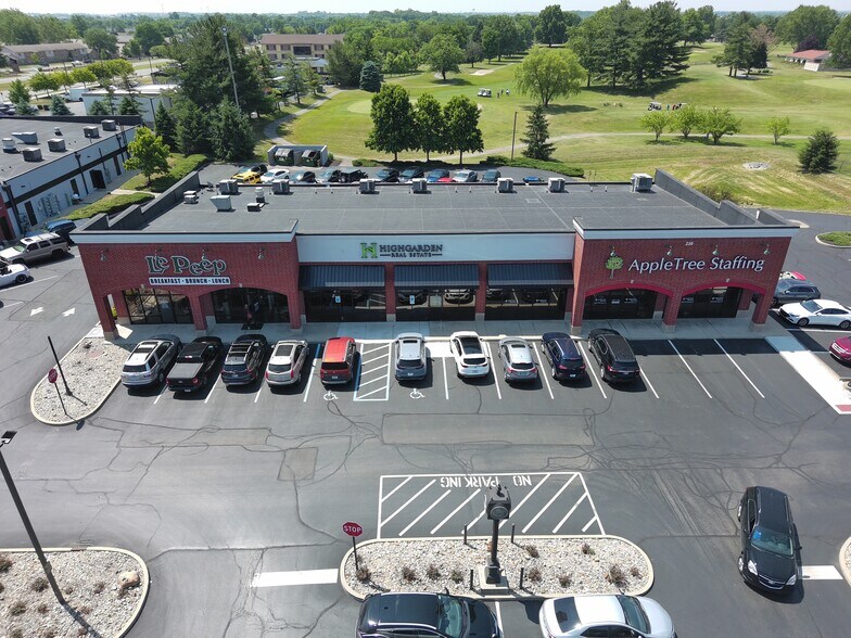 More Photos Of 210 S Emerson Ave, Greenwood Storefront Retail Office For Lease