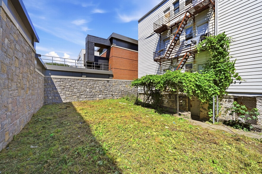 More Photos Of 12 Radford St, Yonkers Apartments For Sale