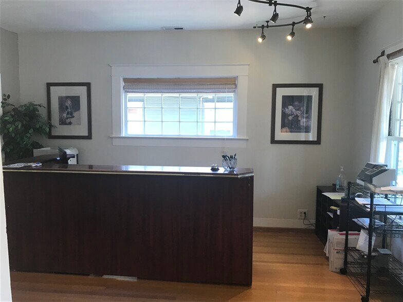 More Photos Of 615 SW Court Ave, Pendleton Office Residential For Sale