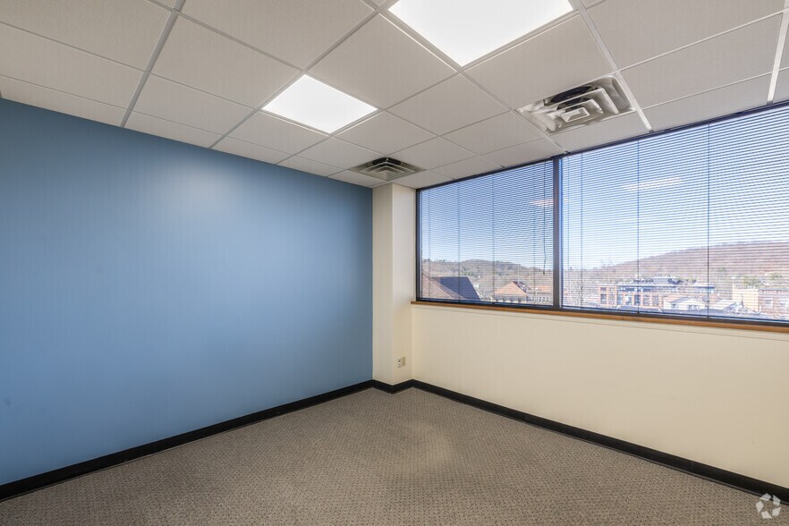 Photo of 3rd Floor Ste 390