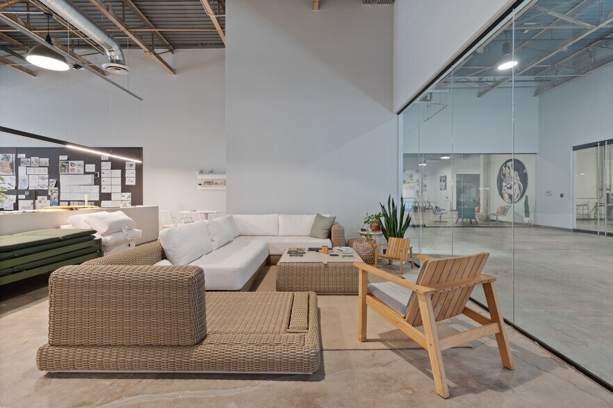 More Photos Of 515 E Grant St, Phoenix Office For Lease