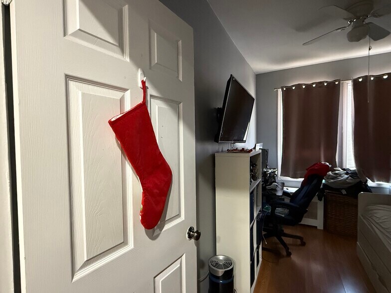 More Photos Of 86-17 Sutter Ave, Ozone Park Storefront Retail Residential For Sale