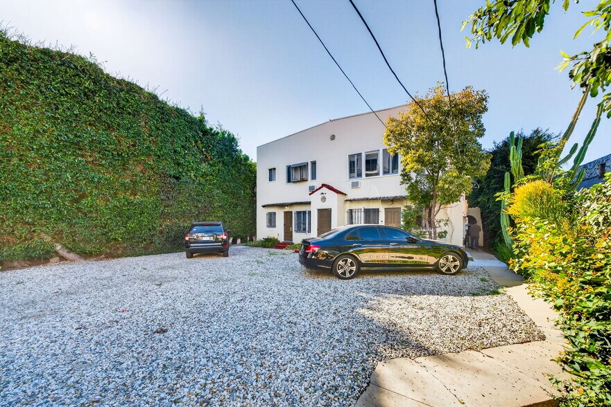More Photos Of 822 Hayworth Ave, Los Angeles Apartments For Sale