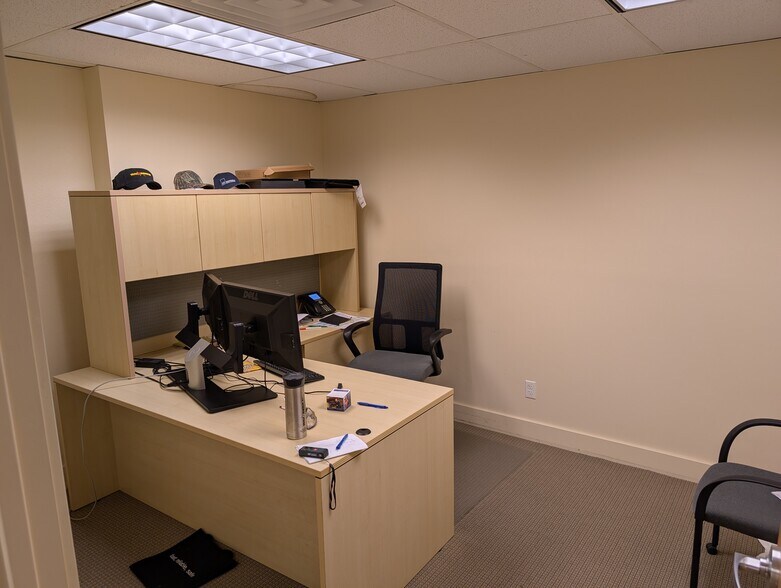 More Photos Of 6128-6138 S 380 W, Salt Lake City Manufacturing For Lease