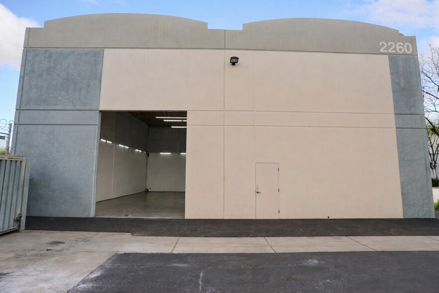 More Photos Of 2260 Macarthur Dr, Tracy Warehouse For Sale