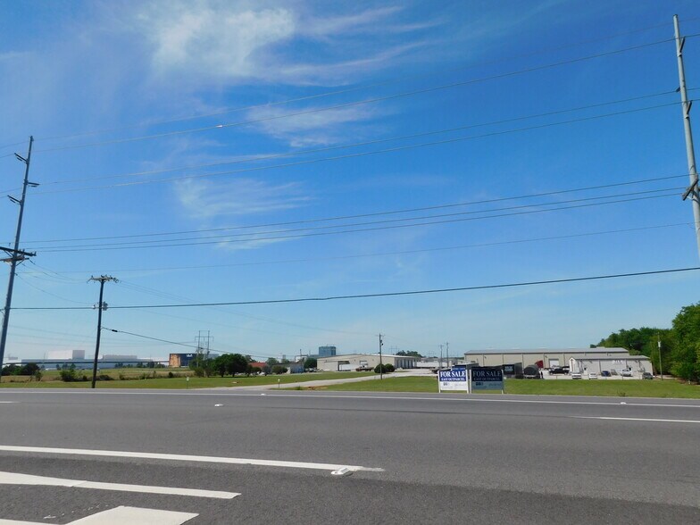 More Photos Of 3401 Hwy 20, Decatur Land For Sale