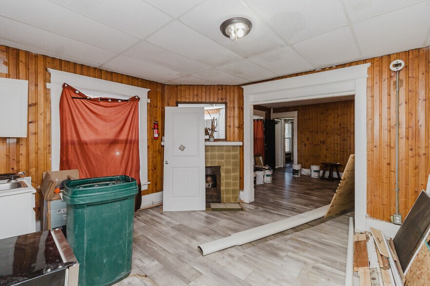 More Photos Of 638 N Broadway Ave, Wichita Multifamily For Sale