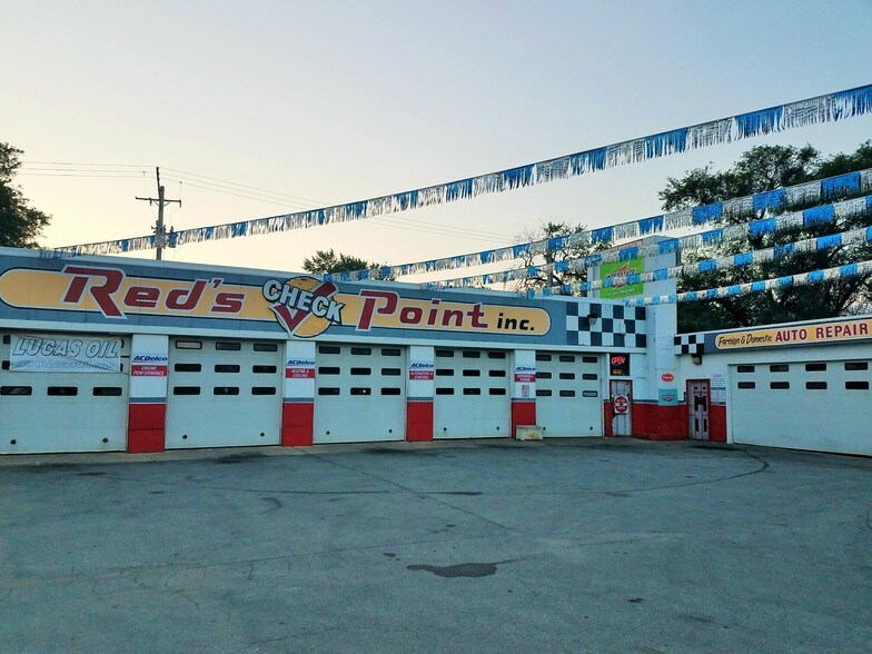 Primary Photo Of 12535 S Halsted St, Chicago Auto Repair For Sale