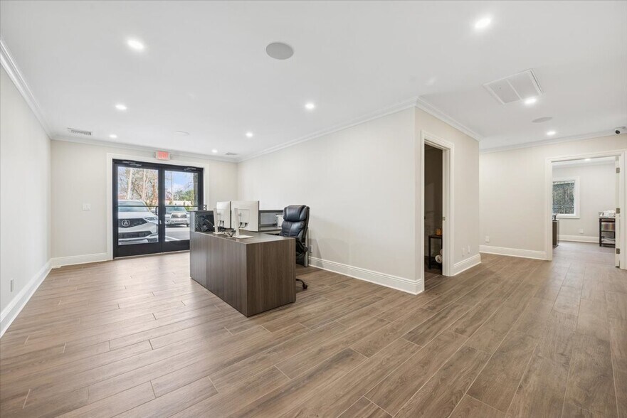 More Photos Of 104 Readington rd, Branchburg Manufacturing For Sale