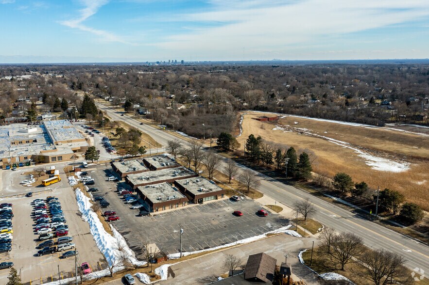 More Photos Of 32910 W 13 Mile Rd, Farmington Hills Medical For Sale