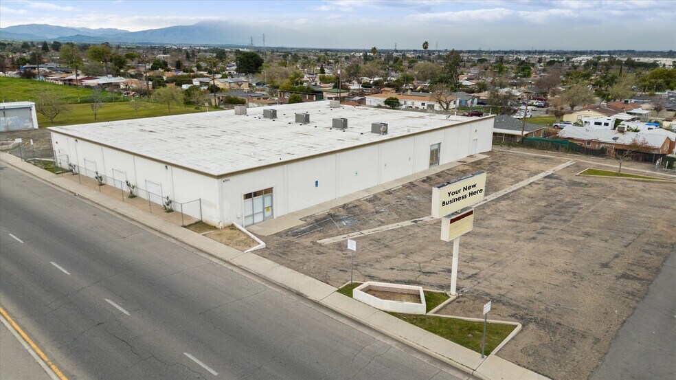 More Photos Of 6701 Niles St, Bakersfield Daycare Center For Sale