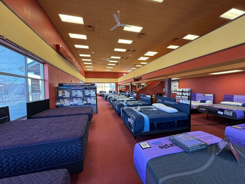 More Photos Of 2501 William Penn Hwy, Easton General Retail For Lease