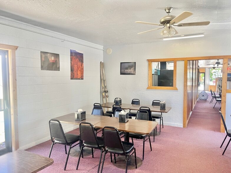 More Photos Of 156 S Main St, Monticello Restaurant For Sale