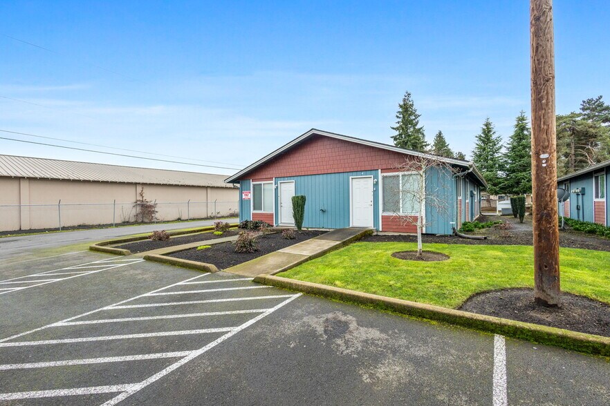 More Photos Of 2585 Lee St SE, Salem Multifamily For Sale