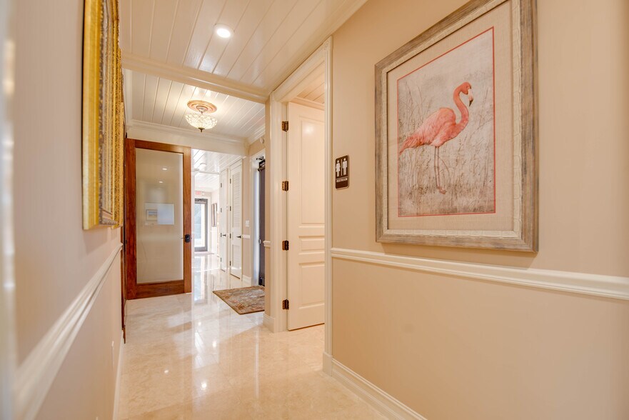 More Photos Of 87847 Overseas Hwy, Islamorada Medical For Sale