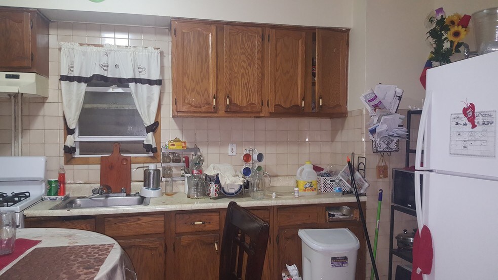 More Photos Of 601-603 Bergenline Ave, Union City Multifamily For Sale