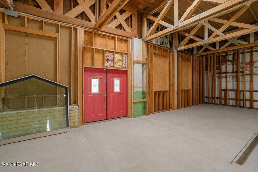 More Photos Of 620 E Gurley St, Prescott Restaurant For Sale