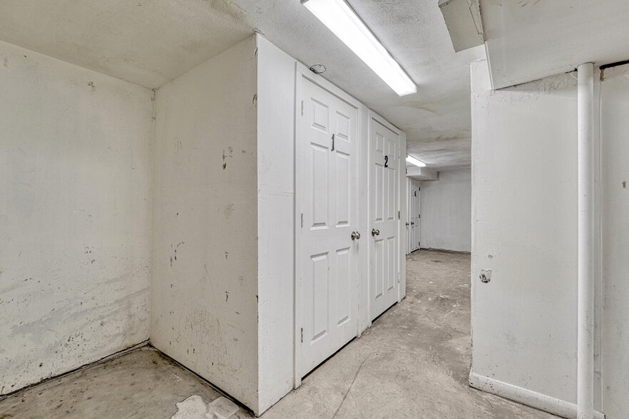 More Photos Of 1512-1518 S Corona Ave, Colorado Springs Apartments For Sale