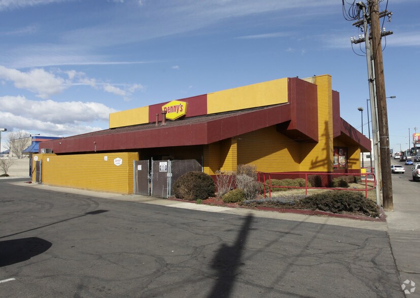 More Photos Of 900 W Alameda Ave, Denver Restaurant For Lease
