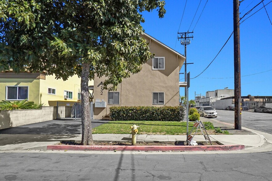 More Photos Of 252 S 7th St, Montebello Apartments For Sale