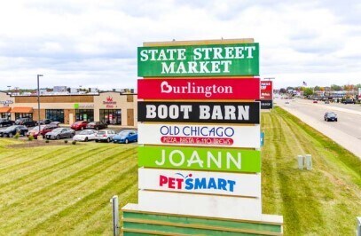 More Photos Of 6350-6360 E State St, Rockford Storefront For Sale