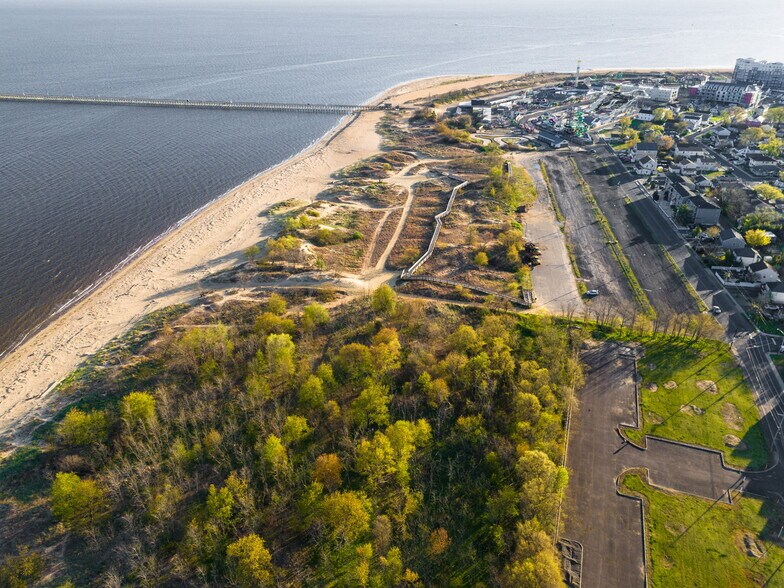 More Photos Of 15 Laurel Ave, Keansburg Specialty For Sale