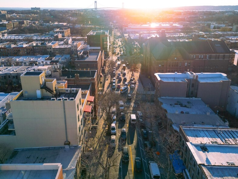 More Photos Of 5811 6th Ave, Brooklyn Office For Sale