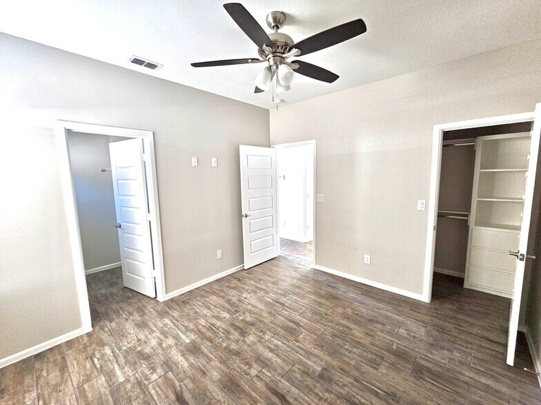 More Photos Of 12638 N. 33rd Ln, McAllen Apartments For Sale