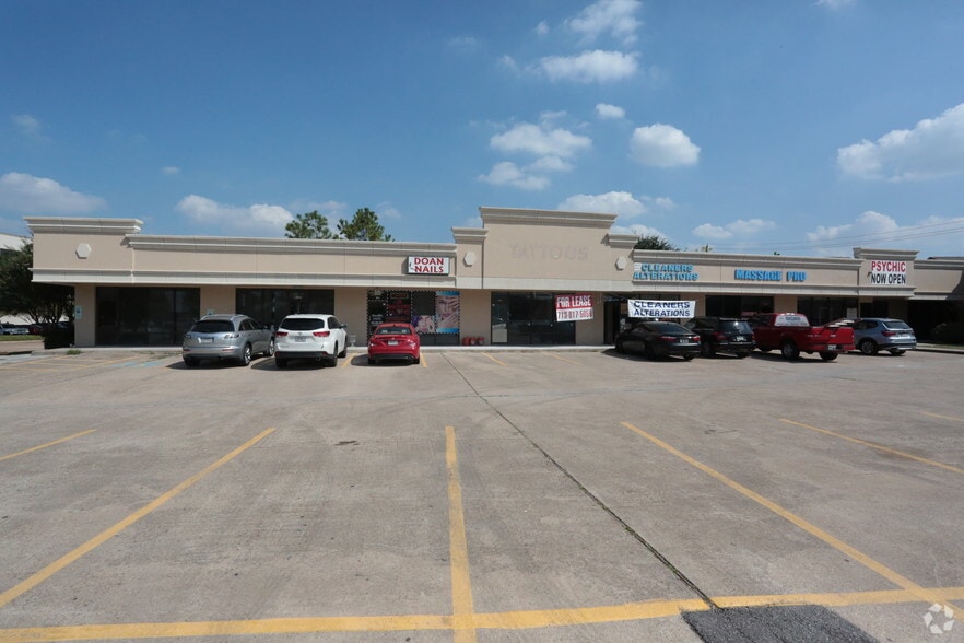 Primary Photo Of 1101-1149 S Hwy 6, Houston Storefront For Lease
