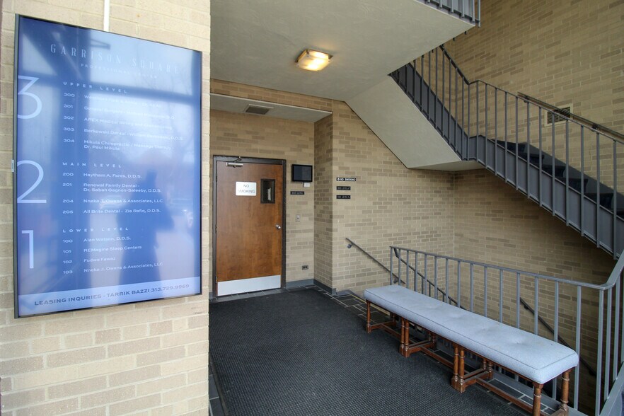 More Photos Of 22190 Garrison St, Dearborn Medical For Lease