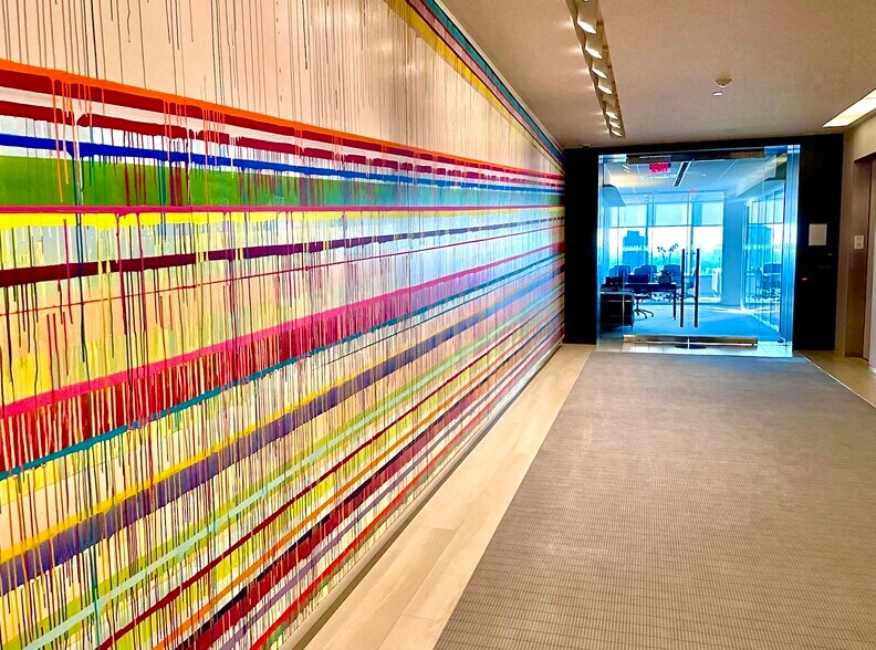 More Photos Of 250 W 55th St, New York Coworking Space