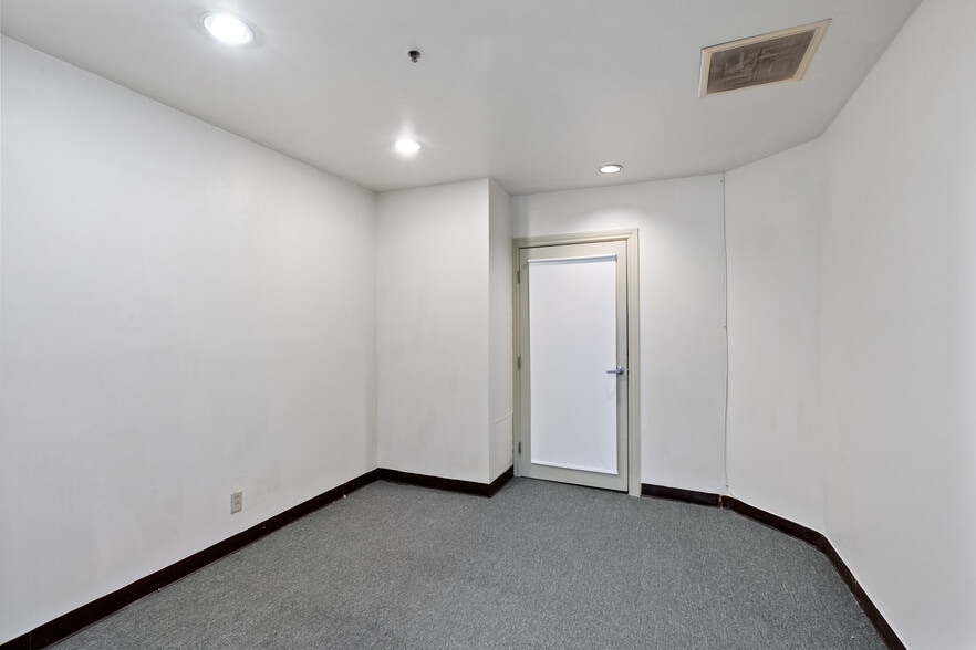 More Photos Of 44 Gough St, San Francisco Office Residential For Lease