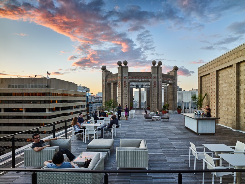 More Photos Of 1776 I St NW, Washington Office For Lease