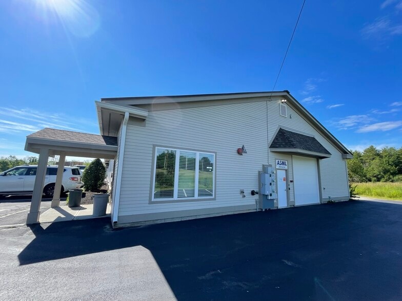 More Photos Of 590 County Rd, Westbrook Light Manufacturing For Lease