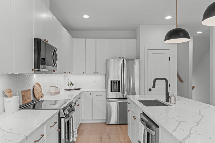 More Photos Of 620 Rocky Knob Ct, Raleigh Multifamily For Sale