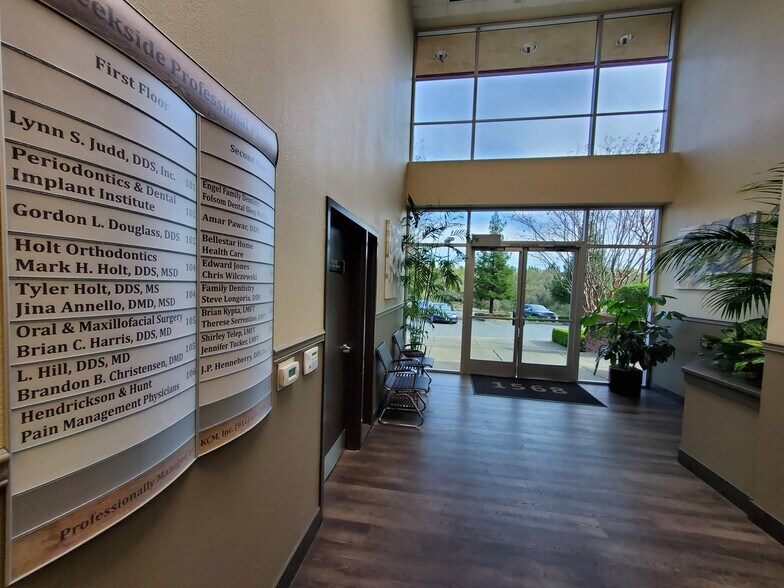 More Photos Of 1568 Creekside Dr, Folsom Office For Lease