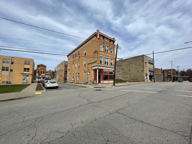More Photos Of 2145 Centre Ave, Pittsburgh Apartments For Sale