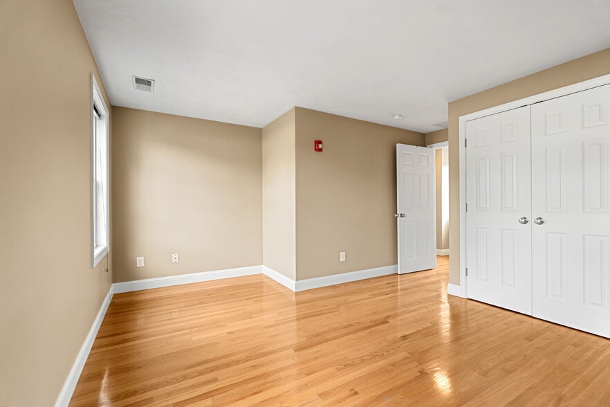 More Photos Of 83 Holten St, Danvers Apartments For Sale