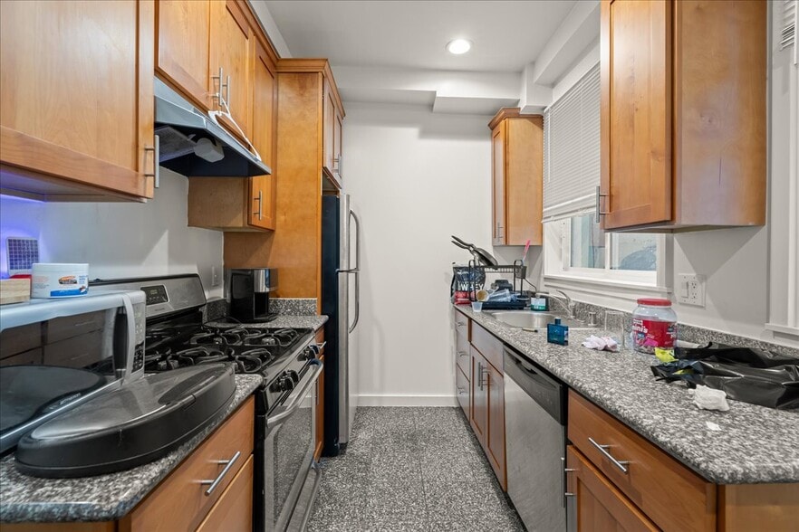 More Photos Of 425 Hyde St, San Francisco Apartments For Sale