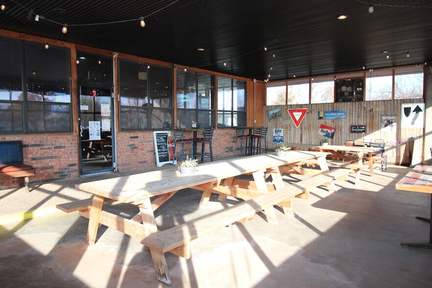 More Photos Of 700 W California St, Seymour General Retail For Sale