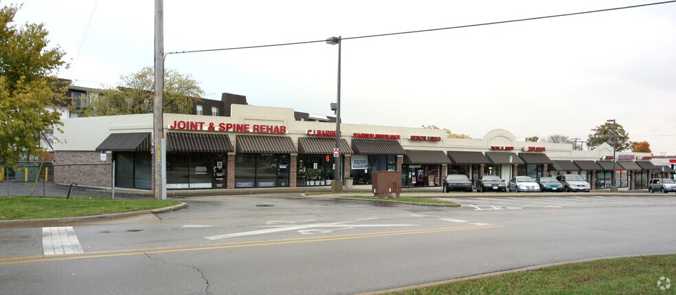 Primary Photo Of 104-130 Washington Ave, Highwood Unknown For Lease