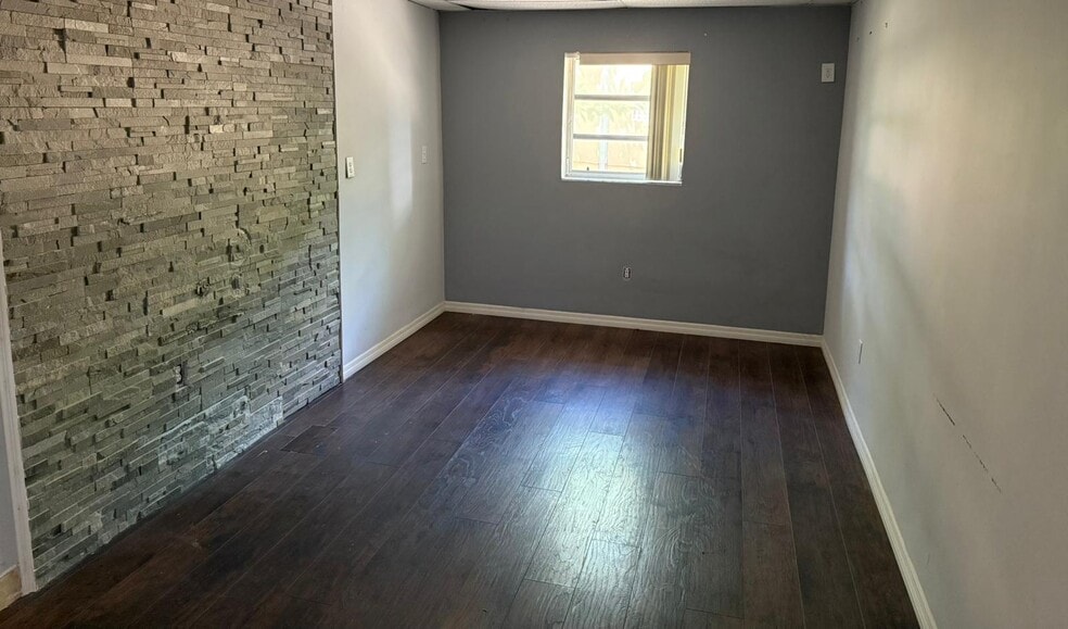 More Photos Of 16600 NE 8th Ave, North Miami Beach Medical For Lease