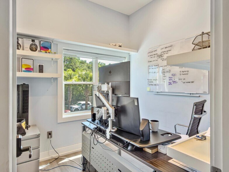 More Photos Of 668 Marina Dr, Charleston Medical For Sale