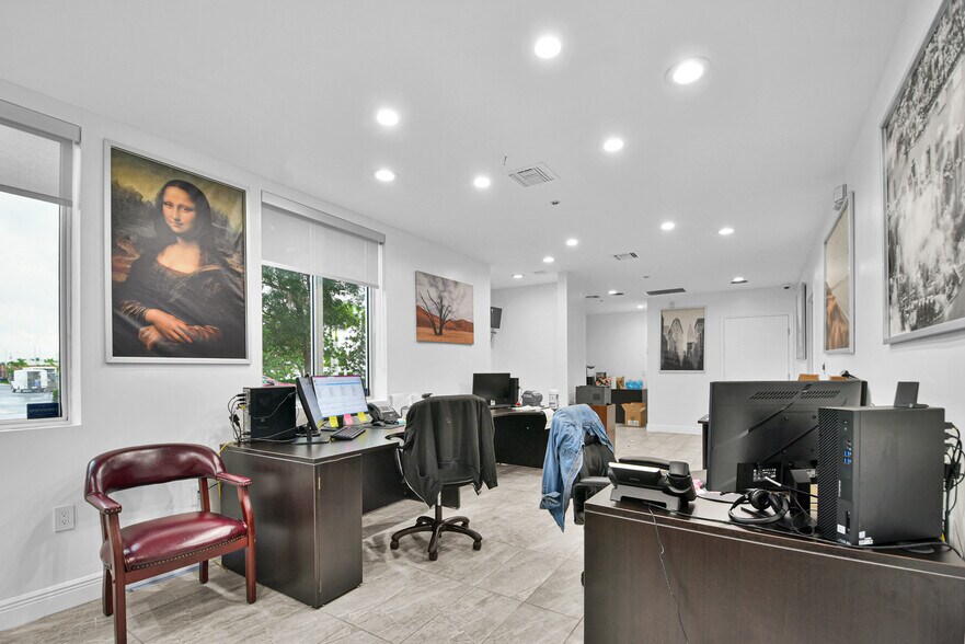 More Photos Of 2020 NW 129th Ave, Miami Warehouse For Lease